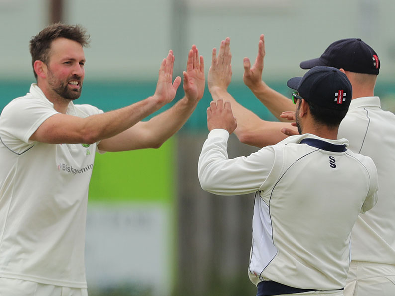 Ivybridge's James Sharp celebrates taking a wicket in the defeat at Bideford last Saturday<br>credit: https://www.ppauk.com/photo/2124975/