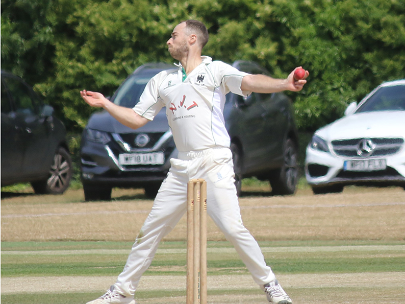 Gary Chappell, who topped the Bradninch bowling stats in the win over Sandford<br>credit: Gerry Hunt