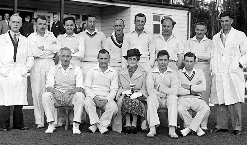 Babbacombe's Brockman Cup winning team of 1946. Back (left to right): Umpire, Nickells, Davey, Keaton, Bune, Ross, Grute, Perring, Edwards. Front: Davey, Kellow, Mrs Edith Brockman, Robinson and Browning