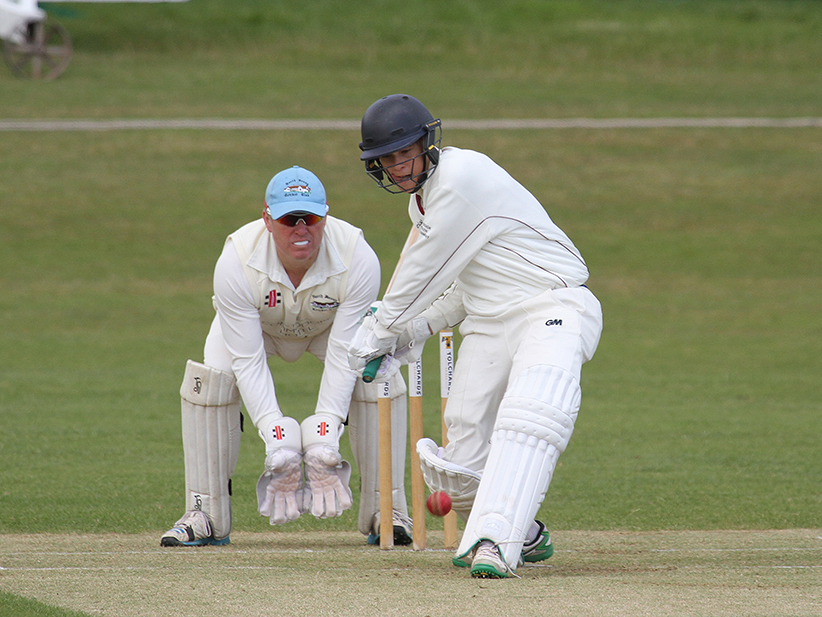 Rob Ayre keeping wicket for North Devon