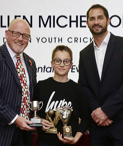 Left to right are Dave Kendall (Wollen Michelmore), under-11 young player Blaise Baker and Somerset's head coach Jason Kerr