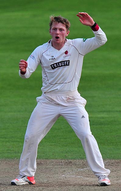 Dom Bess playing for Somerset - photo www.ppauk.com