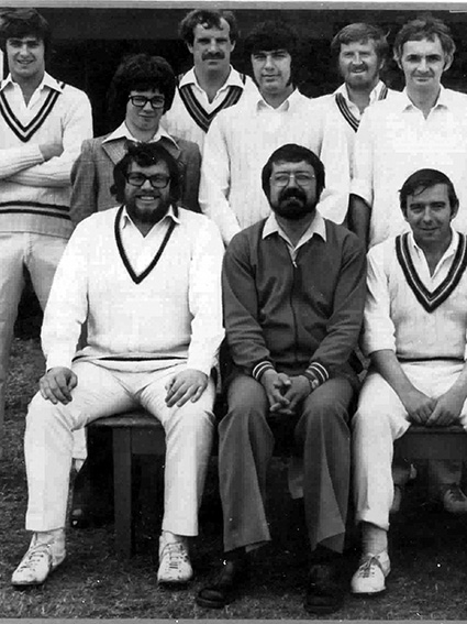 Graham Smith in the front row of a 1976 Exmouth team group. Also pictured are Steve O'Higgins, Graham's son Mark, Bob Harriott, Alan Parsons, Richard Hope and John Tozer. Front: Smith, Keith Waddhams and Paddy Considine