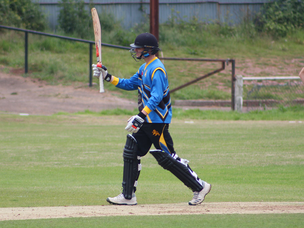 Ciaran Gray acknowledges reaching 50 in his knock of 85 against Hampshire at Torquay<br>credit: Ian Hayter