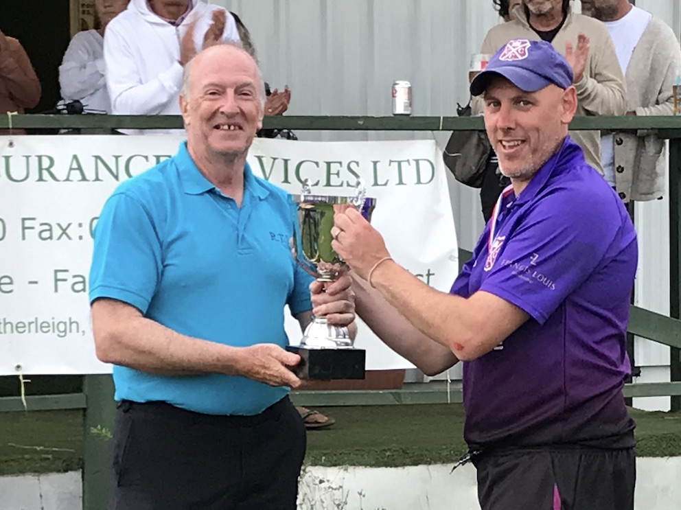 Cullompton captain Karl Walton collects the cup from sponsor Richard Tidball<br>credit: Sue Tidball