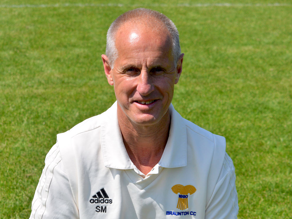 Braunton's veteran spinner Steve Moore, whose four-wicket haul paved the way for a 38-run win over Alphington & Countess Wear<br>credit: Conrad Sutcliffe - no re-use without copyright owner's consent