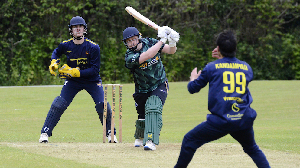 Ashburton's press-on batsman Nick Martin – in at the end in the win over CSG<br>credit: Conrad Sutcliffe - no re-use without copyright owner's consent