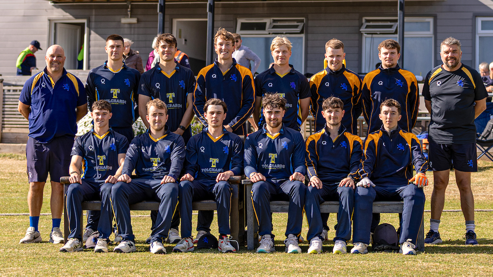 Devon about to go into the field against Somerset on Monday night. Back (left to right): Sandy Allen, Matt Whalley, James Matravers, Josh Nott, Charlie Ward, Craig Penberthy, Luke Medlock, Tim Western; front: Seb Linnitt, Sam Read, Callum Harvey, Harry Passenger, Ben Privett and Gabriel Gallman-Findlay | Photo: Julen Beer