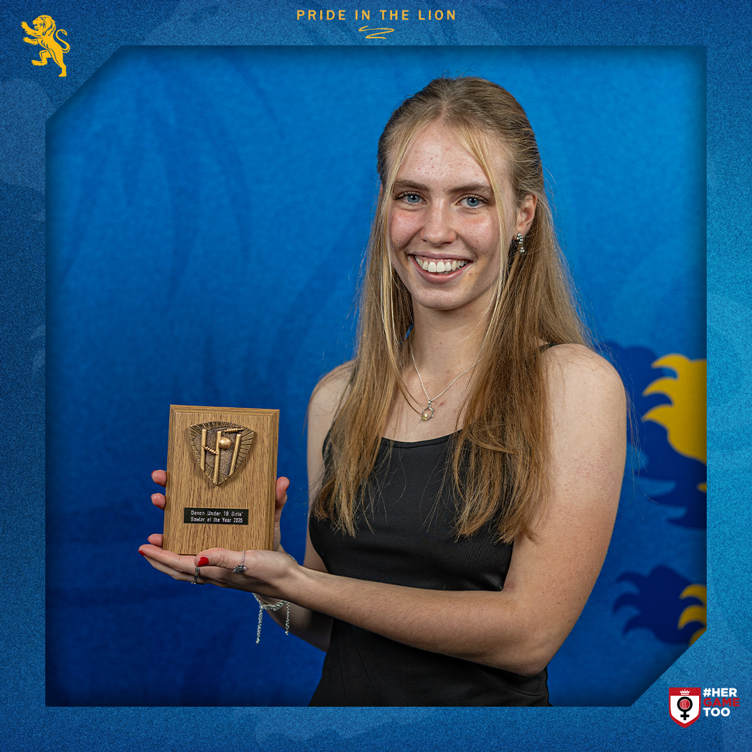 Under 18 Girls Bowler of the Year, Sophie Brandom.