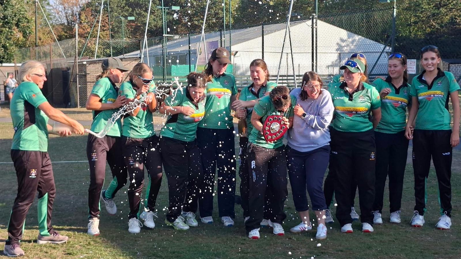 Bovey Tracey celebrating their Division 3 Title 